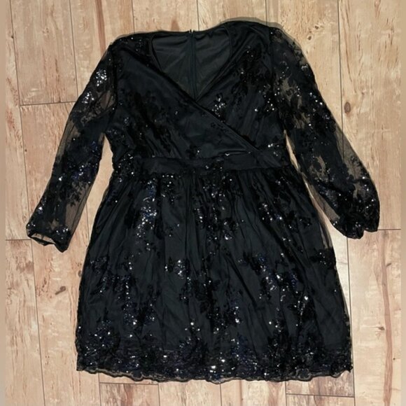 NEW 4 XL SHEIN Clasi Plus Contrast Sequin Mesh Overlay Dress - Picture 4 of 10